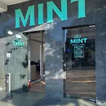 호텔 Mint Family 라브다