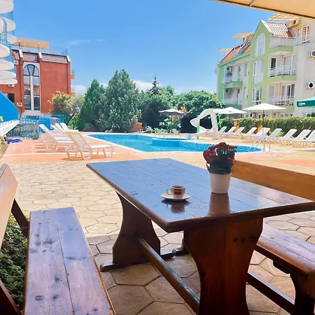 Mint Family * 拉夫达