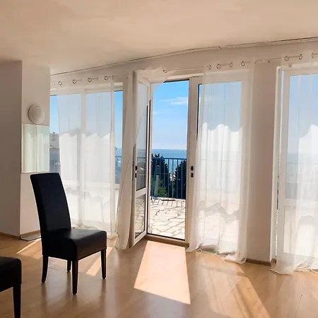 Mint Family 酒店 *