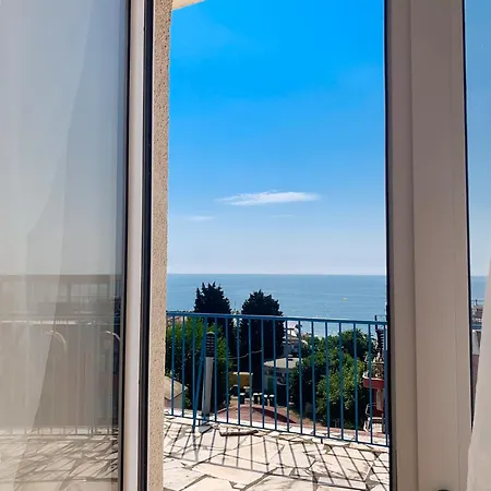 Mint Family 酒店 *