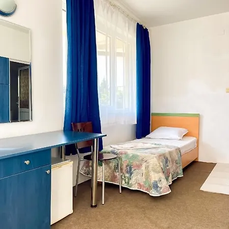 Hotel Mint Family