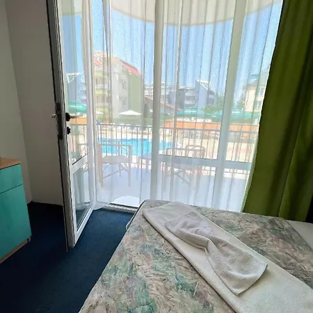 Mint Family Hotel *